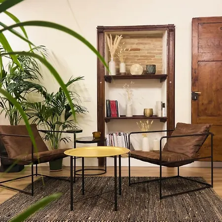 بيت ضيافة Castello's 3*