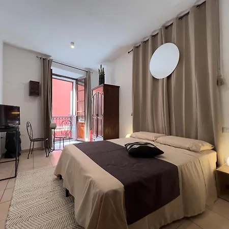 بيت ضيافة Castello's كالياري