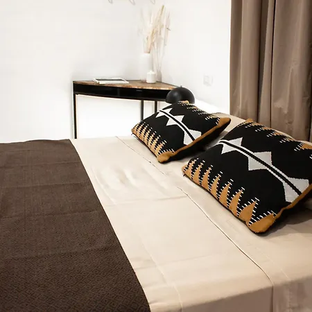 بيت ضيافة Castello's