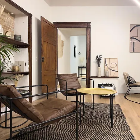 Castello's Guest house