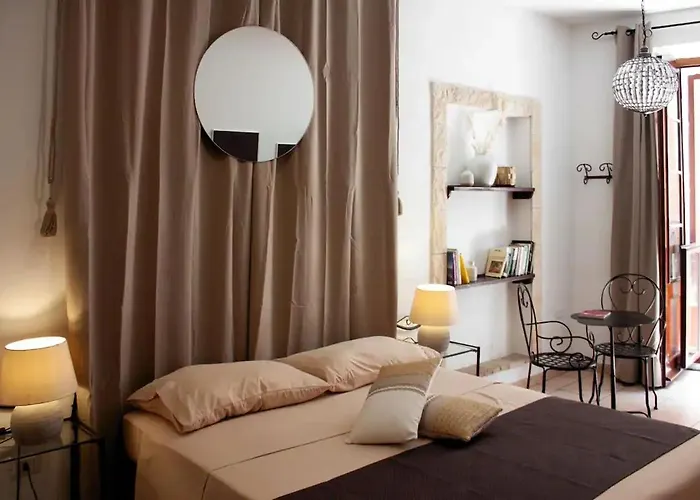 ゲストハウス Castello's